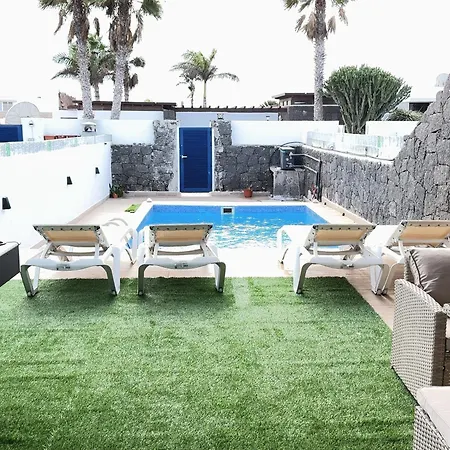 Dani Lanzarote Апартаменты Коста Бланка